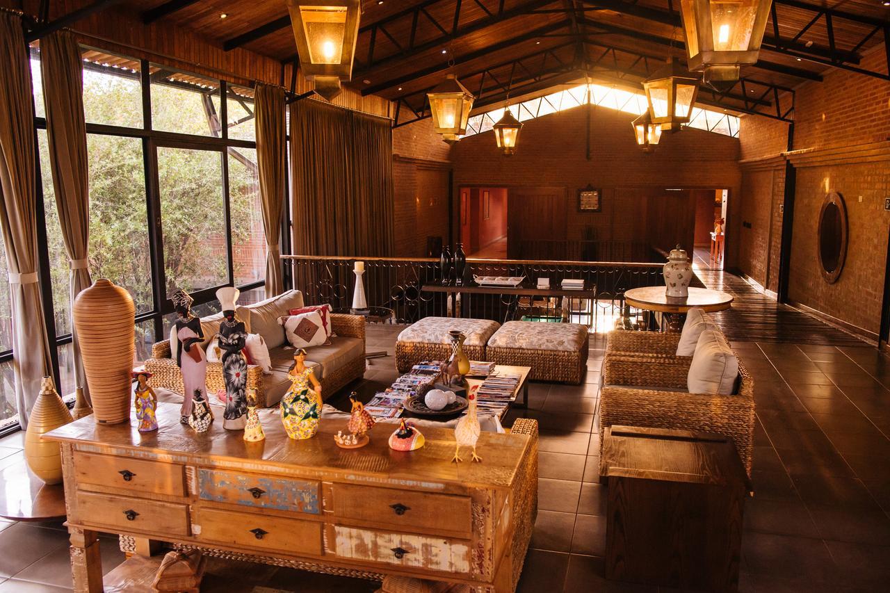 Hotel Villa D'Angelo อีตาจีบา ภายนอก รูปภาพ
